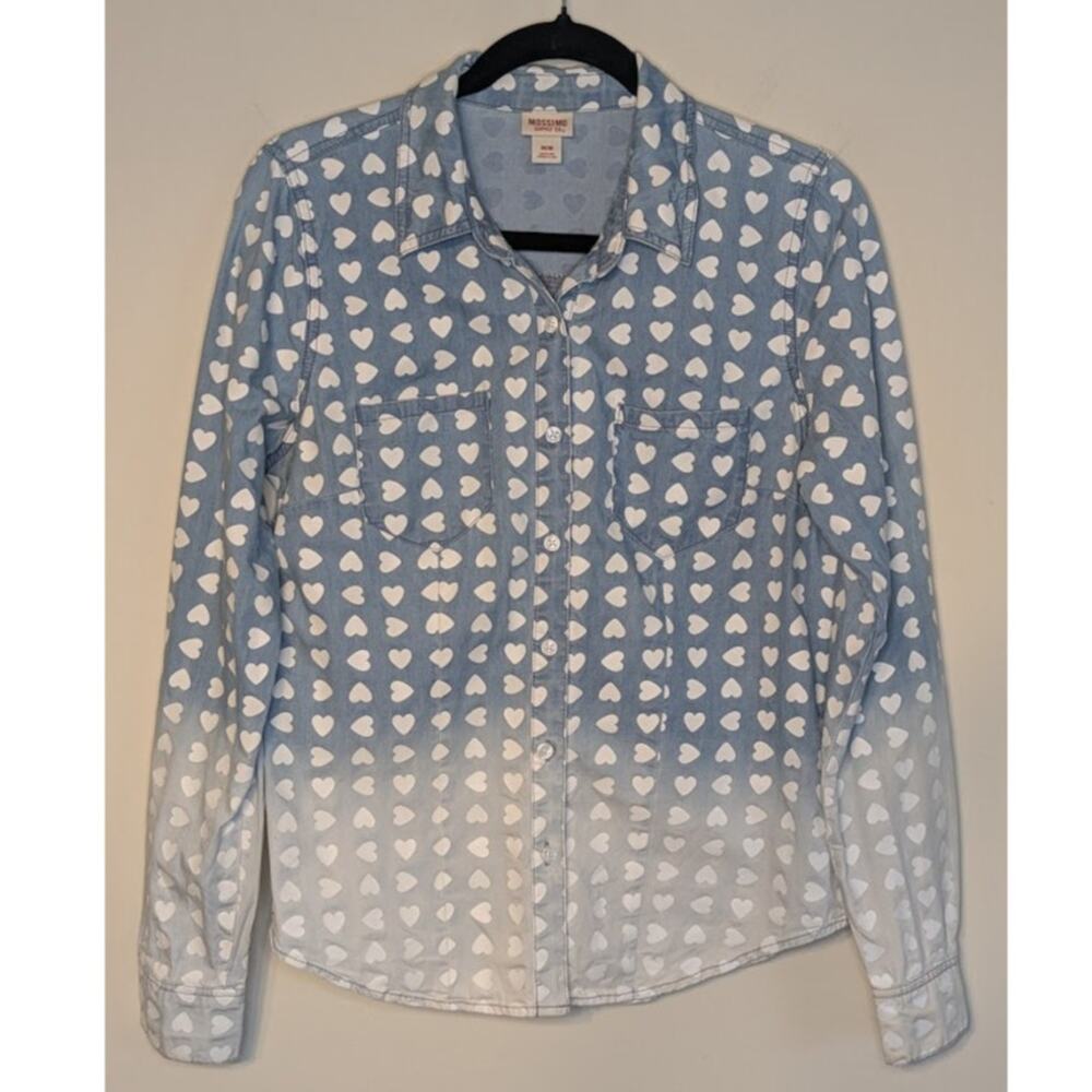 Mossimo Supply Co Women's Med Chambray Allover Heart Print Ombre Top Valentine's